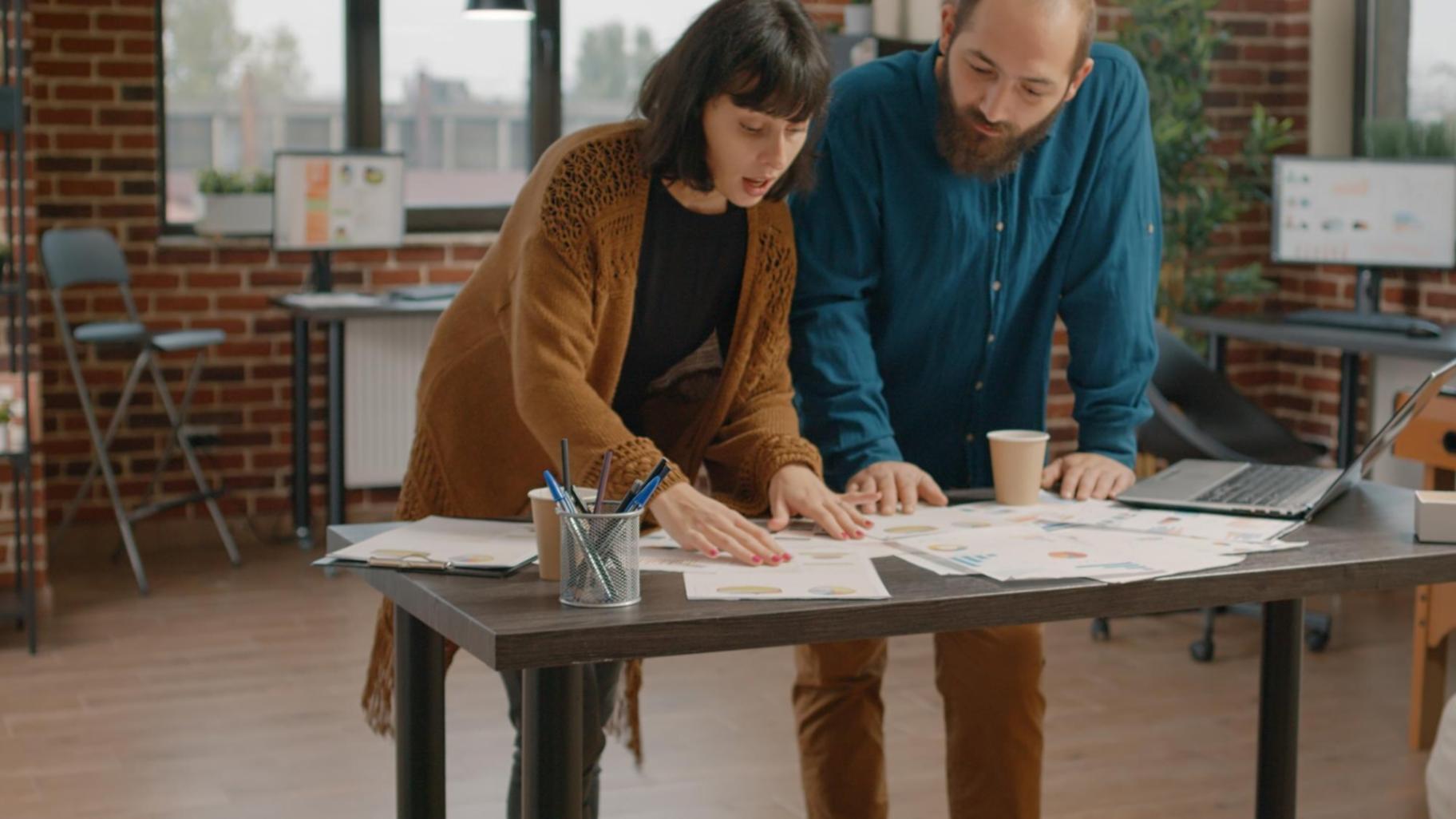 Análisis financiero en acción con herramientas digitales